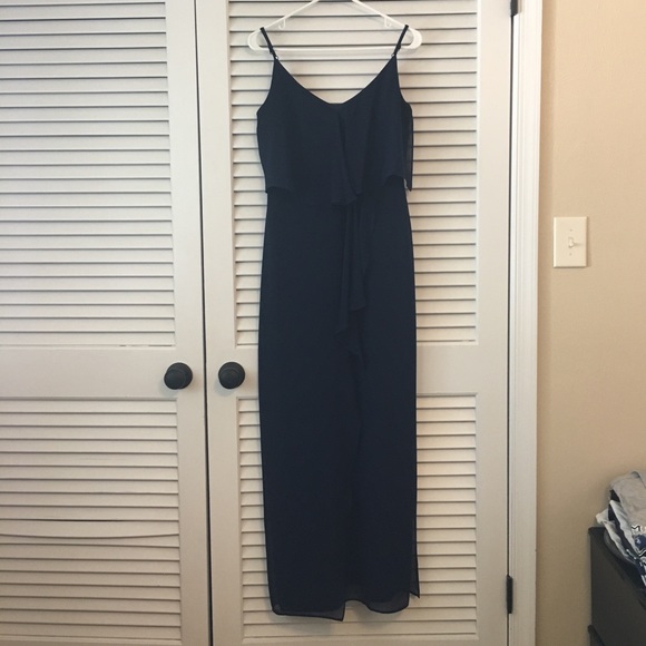 Laundry by Shelli Segal Tiered Chiffon Gown - Picture 1 of 7